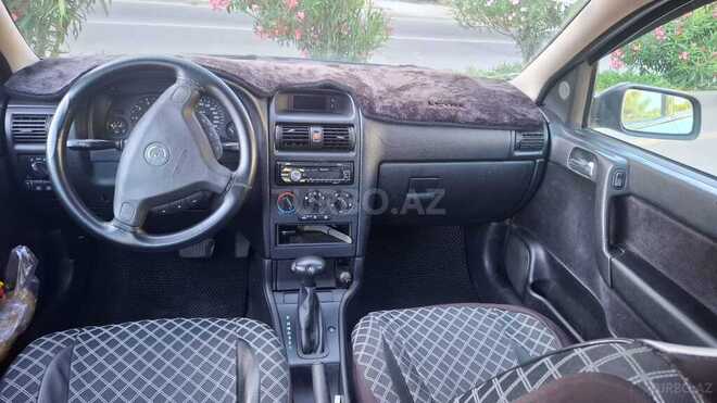 Opel Astra-3