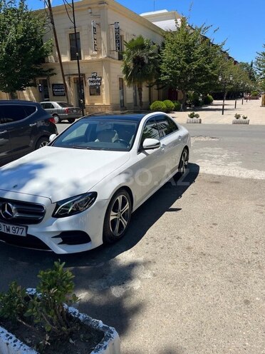 Mercedes E 300-3