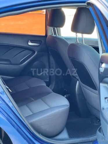 Kia Forte-12