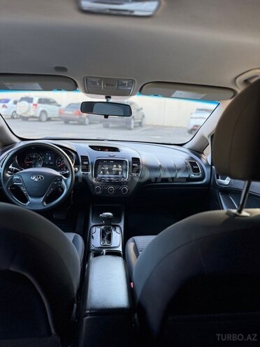 Kia Forte-13