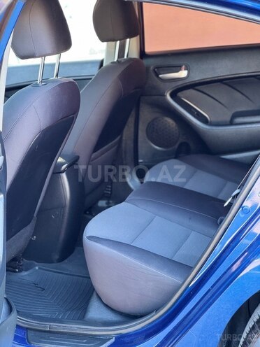 Kia Forte-11