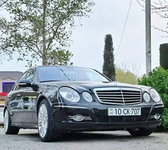 Mercedes E 350-1