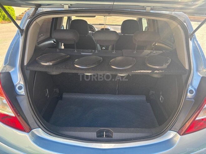 Opel Corsa-8