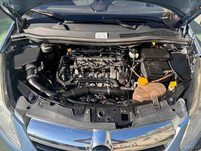 Opel Corsa-10