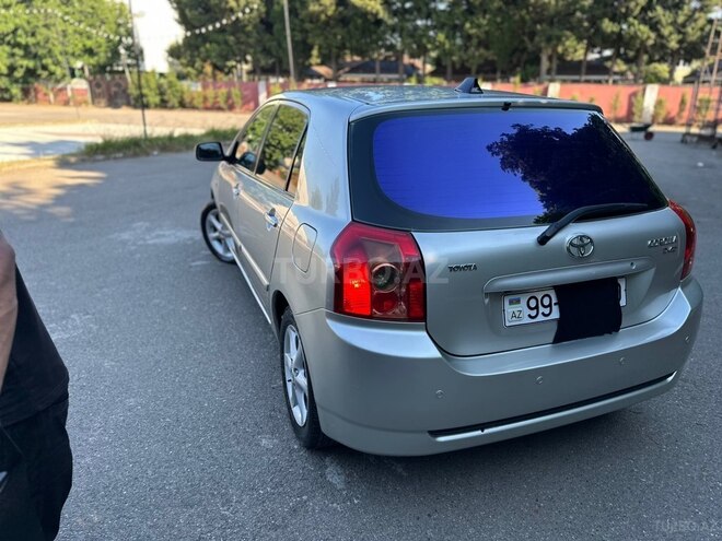 Toyota Corolla-4