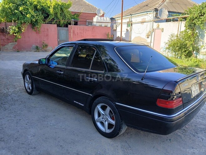 Mercedes C 200-12