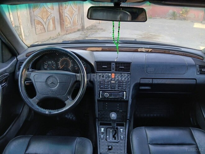 Mercedes C 200-3
