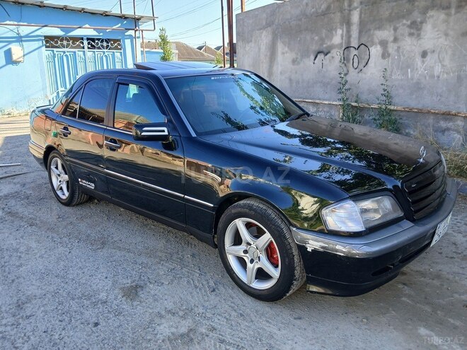 Mercedes C 200-4