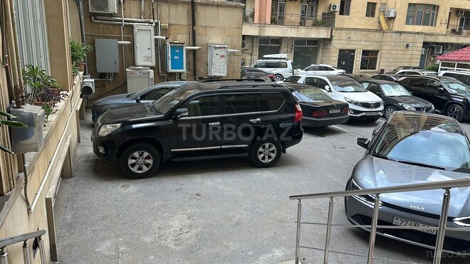 Toyota Land Cruiser Prado-2