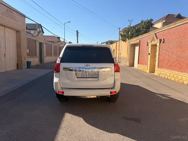 Toyota Land Cruiser Prado-2