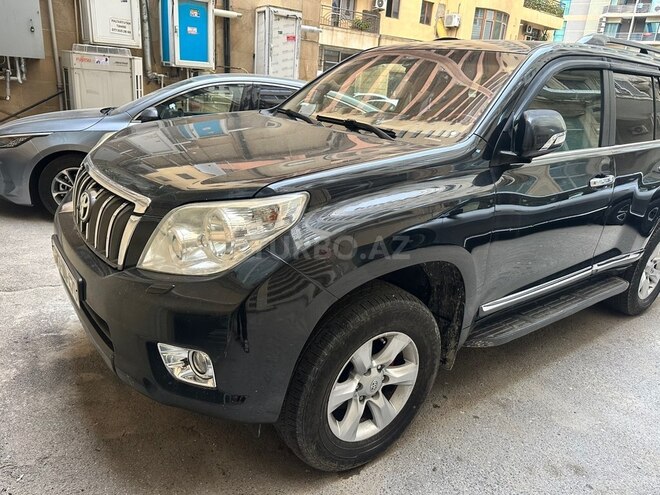 Toyota Land Cruiser Prado-5
