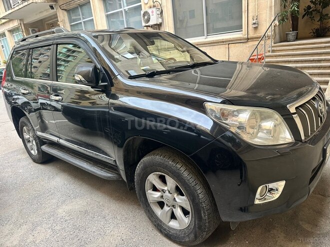 Toyota Land Cruiser Prado-4