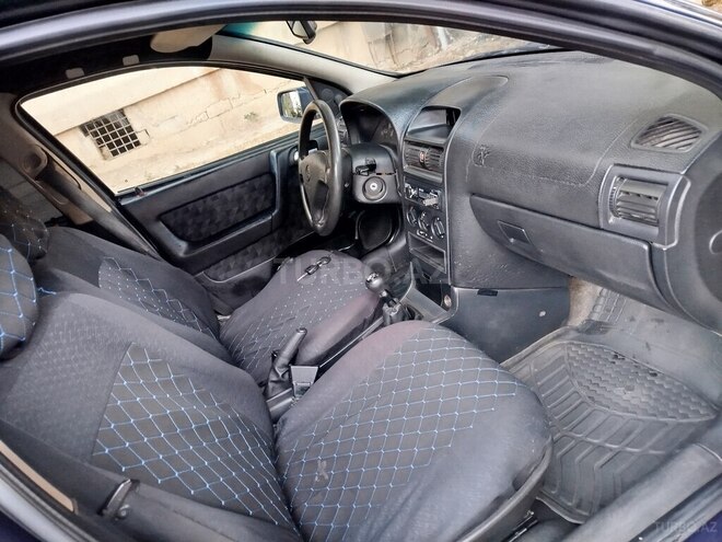 Opel Astra-3
