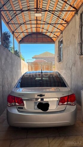 Chevrolet Cruze-2
