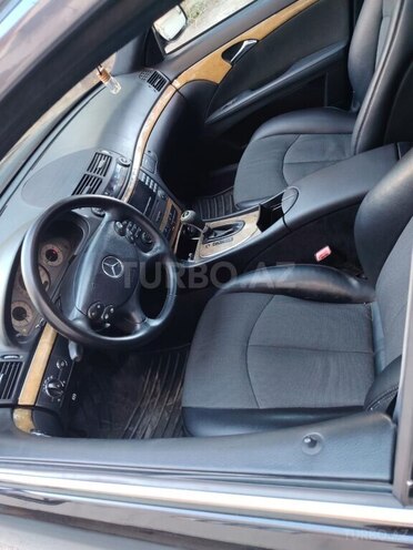 Mercedes E 220-8