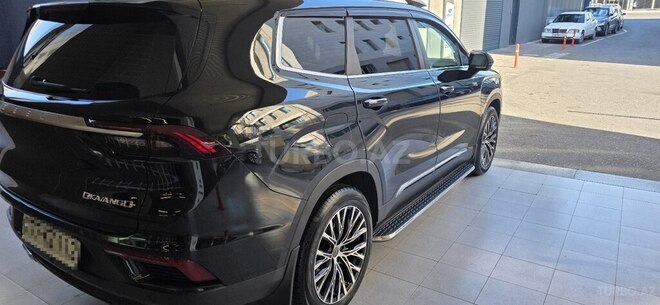 Geely Okavango-8