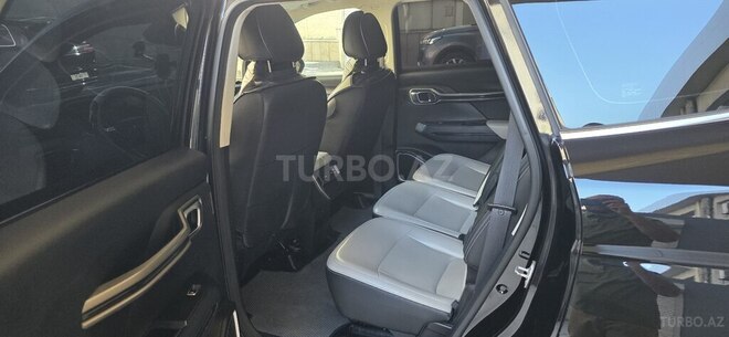 Geely Okavango-11