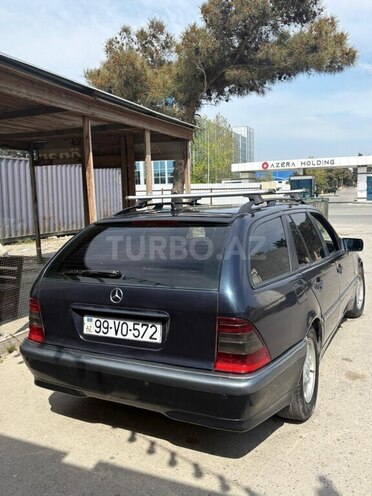 Mercedes C 220-2