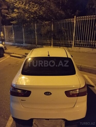 Kia Rio-6