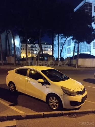 Kia Rio-8