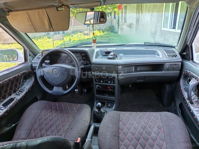 Daewoo Nexia-5