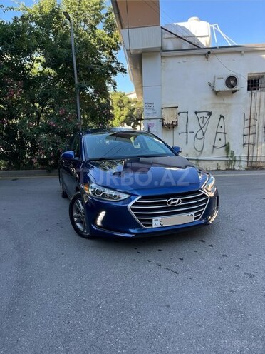 Hyundai Elantra-5