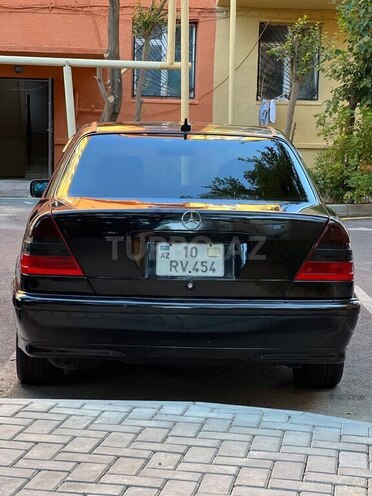 Mercedes C 200-4