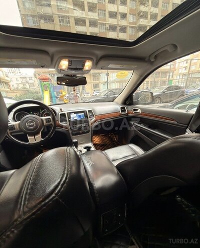 Jeep Grand Cherokee-3