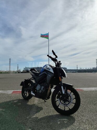 CFMOTO 250 NK-1