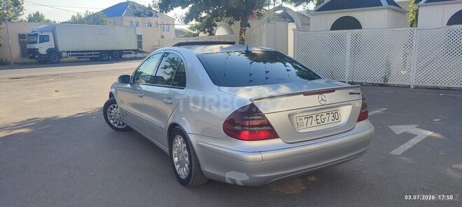 Mercedes E 220-5