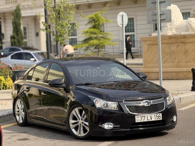 Chevrolet Cruze-13