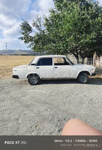 LADA (VAZ) 2107-4