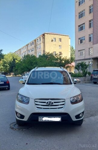 Hyundai Santa Fe-1