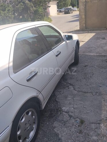 Mercedes C 240-4