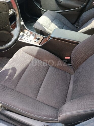 Mercedes C 240-8