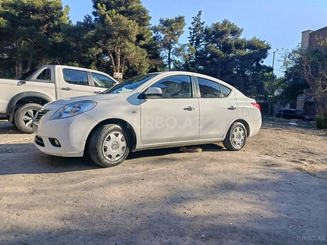 Nissan Sunny-7