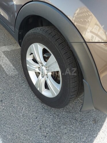 Kia Sportage-12