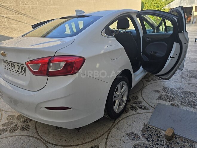 Chevrolet Cruze-4
