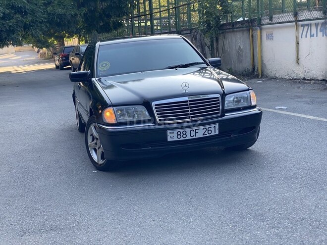 Mercedes C 240-1