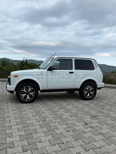 LADA (VAZ) Niva-2
