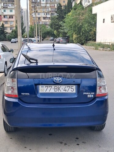 Toyota Prius-2