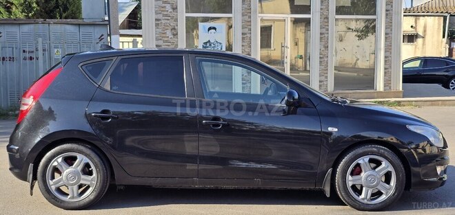 Hyundai i30-7