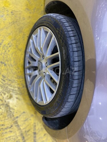 Kia Ceed-14