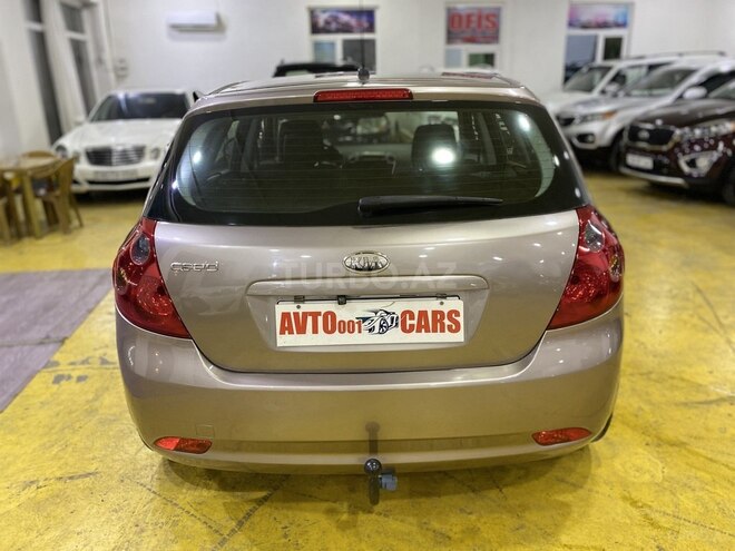 Kia Ceed-6