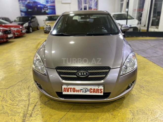 Kia Ceed-1