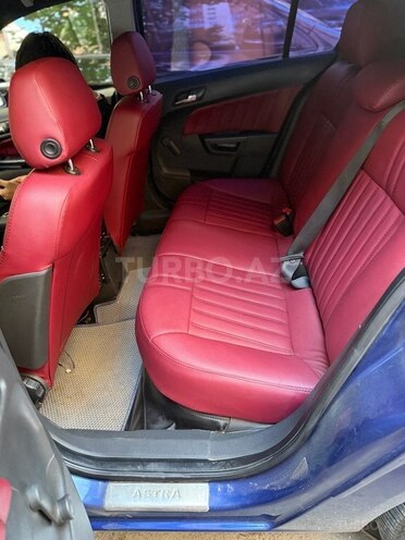Opel Astra-11