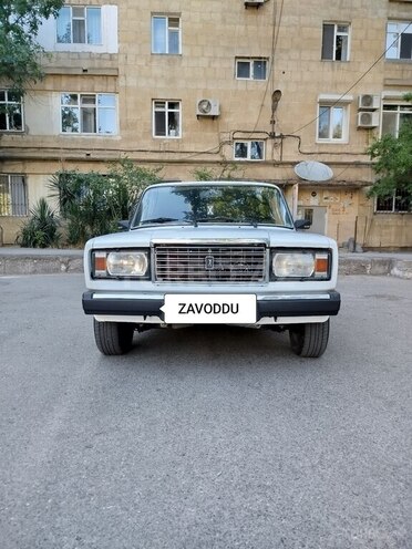 LADA (VAZ) 2107-1