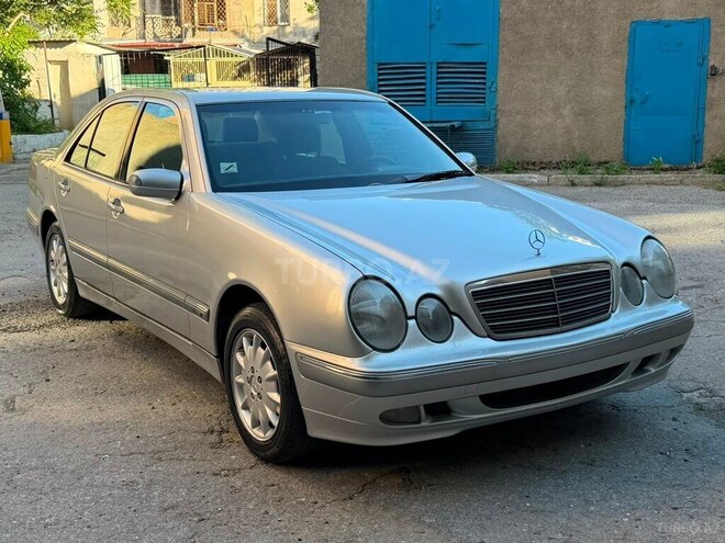 Mercedes E 240-9