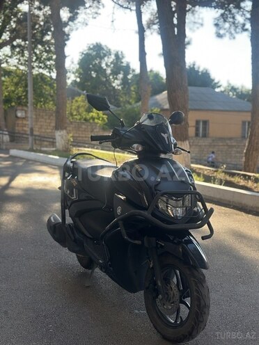 Yamaha RayZR Street Rally 125-2