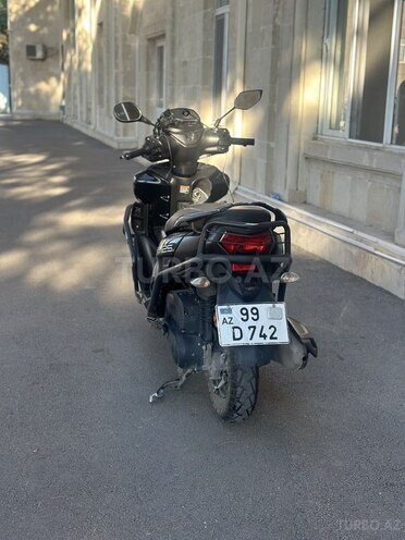 Yamaha RayZR Street Rally 125-3